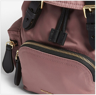 BURBERRY/博柏利 杨幂/赵又廷同款 中性款式尼龙配皮小号时尚登山包旅行包双肩包